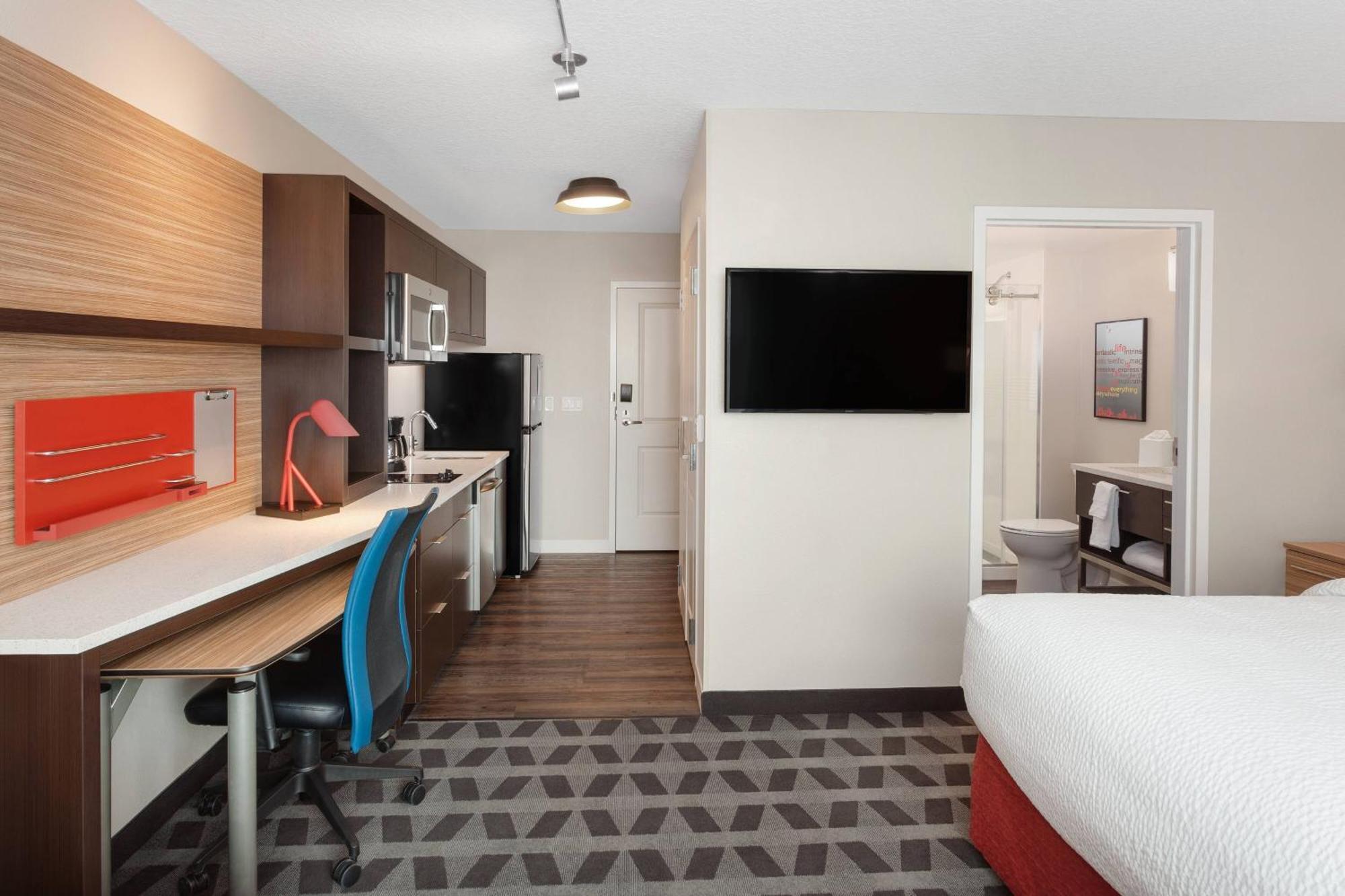 Towneplace Suites By Marriott Titusville Kennedy Space Center Exterior photo